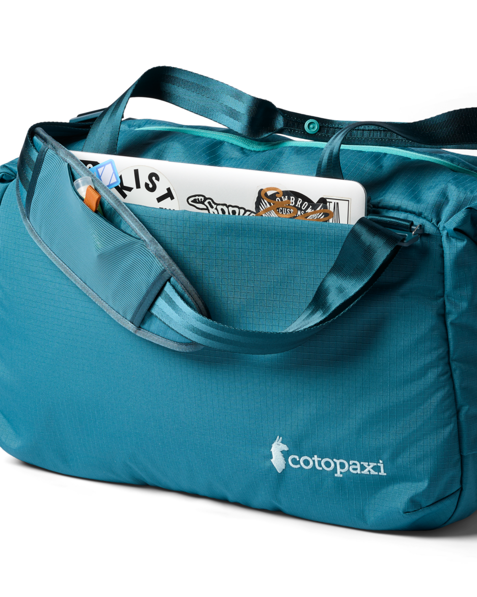 Viaje 35L Travel Duffel
