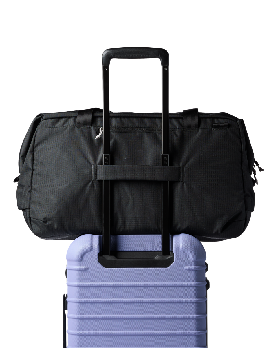 Viaje 45L Travel Duffel